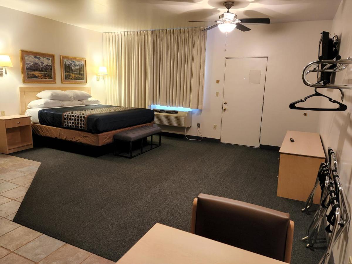 Mecca Motel Colorado Springs Eksteriør bilde